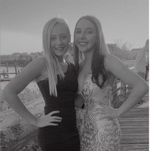 Meet your Posher, Claire